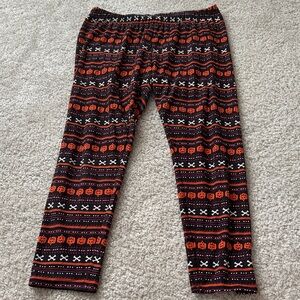 Apt. 9 Adult Leggings in Black and Orange